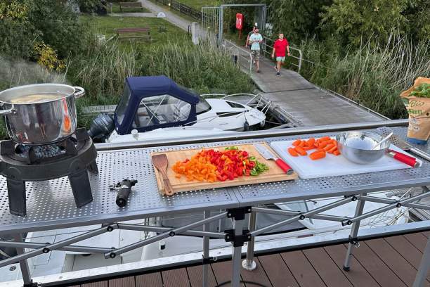 Vorbereitung für das letzte Abendessen an Bord